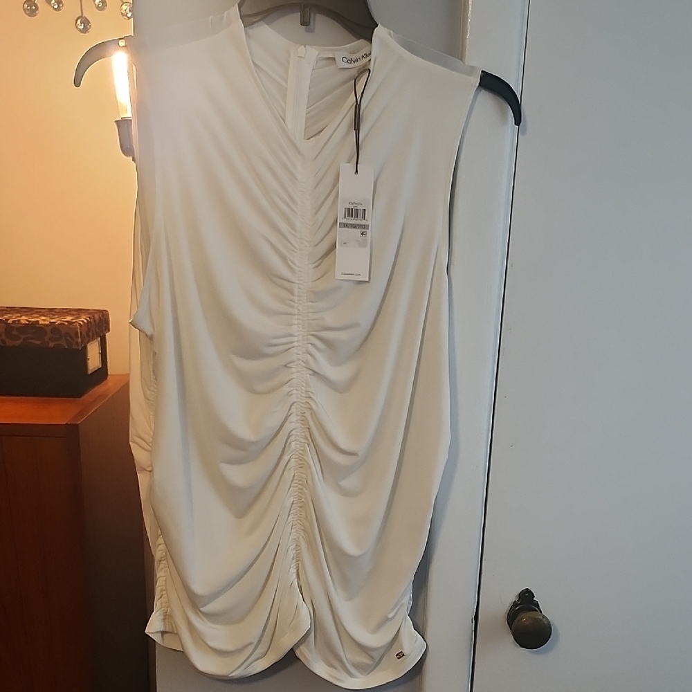 Calvin Klein Women's Cream Sleeveless Top
